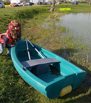 barque-de-peche-ideale-jeunes-enfants-fun-yak-200